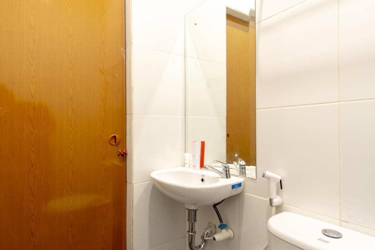 Urbanview Os Residence Medan By Reddoorz Dış mekan fotoğraf