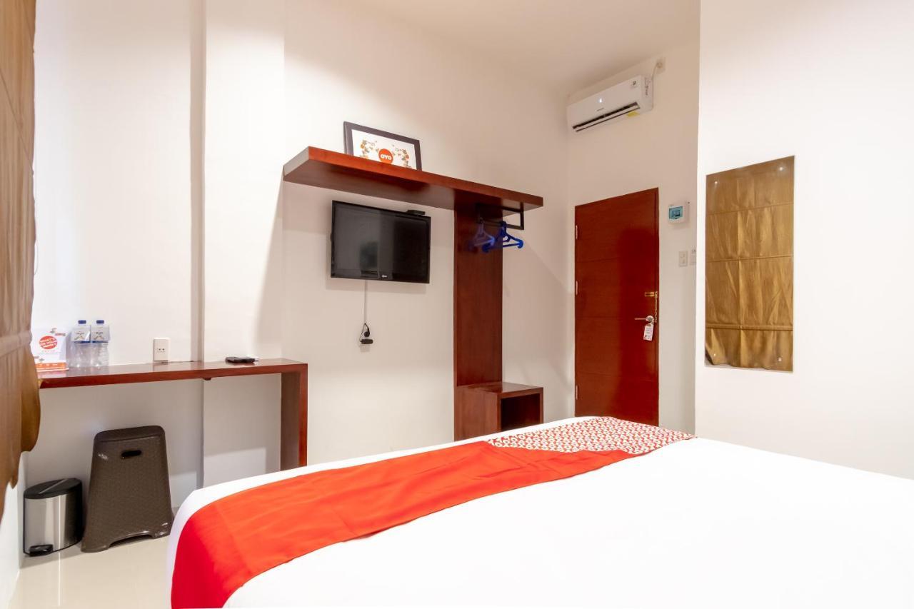 Urbanview Os Residence Medan By Reddoorz Dış mekan fotoğraf